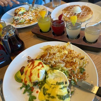 Broken Yolk Cafe - Breakfast & Brunch Near Me - Santee, California