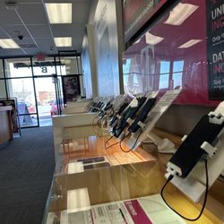 T-Mobile Authorized Retailer