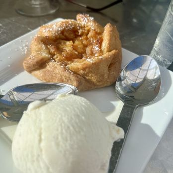 The Nasher Café - Durham - Warm French Apple Tart - New American Near Me - Durham, North Carolina The Nasher Café - Durham - Warm French Apple Tart - New American Near Me - Durham, North Carolina