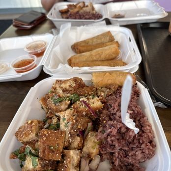 Dreamy Teazy - That fried chicken... egg rolls... lemongrass chicken! - Bakeries Near Me - Madison, Wisconsin Dreamy Teazy - That fried chicken... egg rolls... lemongrass chicken! - Bakeries Near Me - Madison, Wisconsin