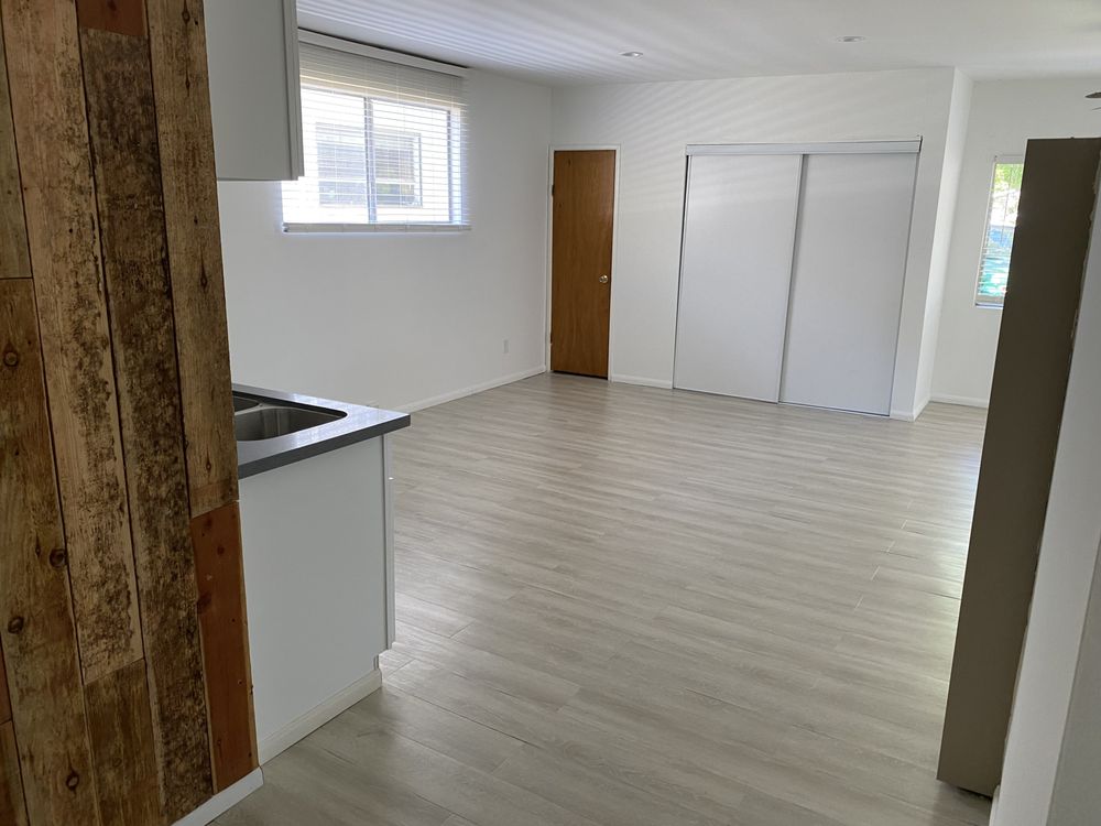 Slide of Saunders Construction Renovation