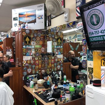 Del's Barbershop - Barbers Near Me - Weston, Florida Del's Barbershop - Barbers Near Me - Weston, Florida