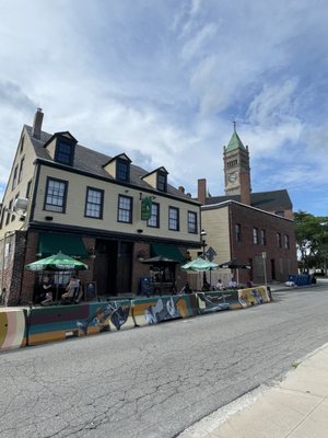 Worthen House Cafe by null