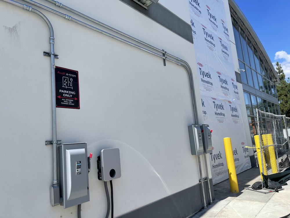 Slide of Ampworx Electric