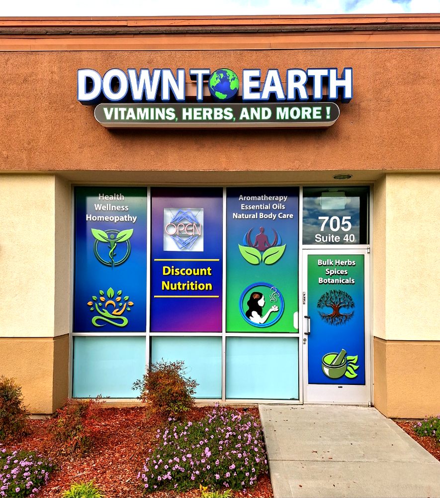 Down To Earth Discount Nutrition Logo