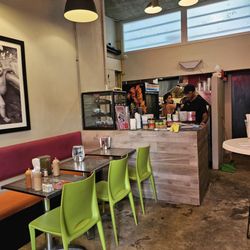 Pinky’s - Small space for seating