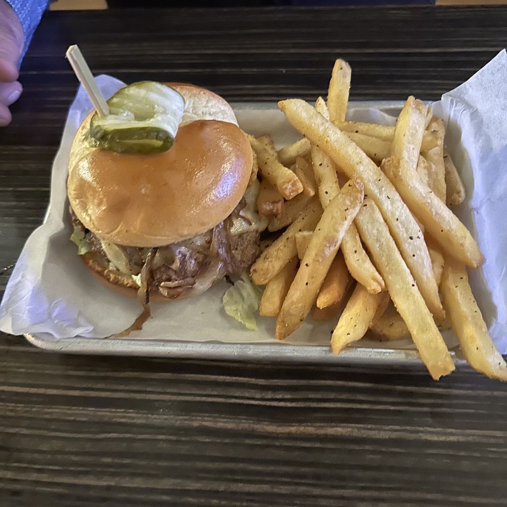 Ole Red - Cheeseburger - Bars Near Me - Tishomingo, Oklahoma Ole Red - Cheeseburger - Bars Near Me - Tishomingo, Oklahoma