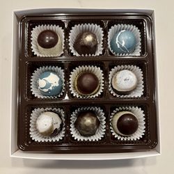 Arcay Chocolates - Custom selection of bonbons