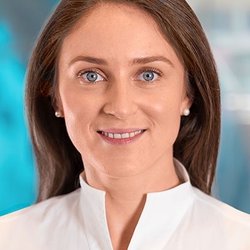 Dr. Frentz & Kollegen - Zahnarzt in Stuttgart - Lena Wiesner. Zahnärztin