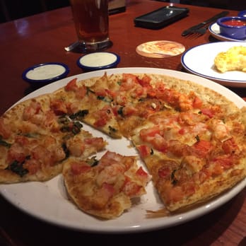 Red Lobster - Lobster and langostino pizza and my dipping sauce was ranch - Seafood Near Me - Henderson, Nevada Red Lobster - Lobster and langostino pizza and my dipping sauce was ranch - Seafood Near Me - Henderson, Nevada