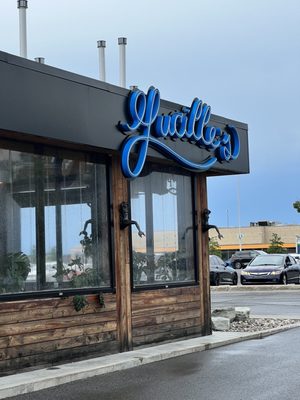 Lucille's Laval by null