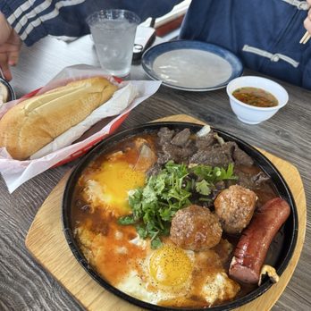 Thien Huong - banh mi chao - Vietnamese Near Me - San Diego, California