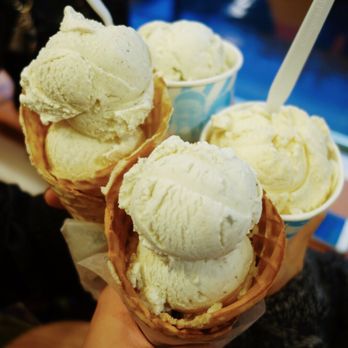 Molly Moon's - Honey lavender, earl grey, vanilla bean - Ice Cream & Frozen Yogurt Near Me - Seattle, Washington Molly Moon's - Honey lavender, earl grey, vanilla bean - Ice Cream & Frozen Yogurt Near Me - Seattle, Washington