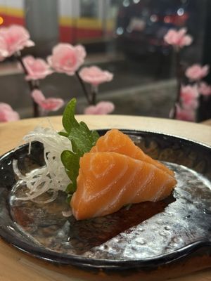 Taku Sushi & Bar by null