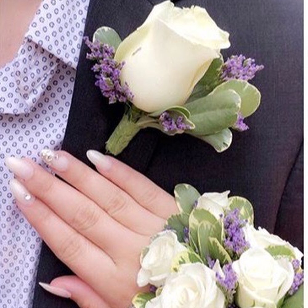 Seasons Florist - Gorgeous boutonniere and corsage - Florists Near Me - Aliso Viejo, California Seasons Florist - Gorgeous boutonniere and corsage - Florists Near Me - Aliso Viejo, California