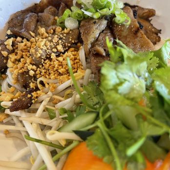 V Bistro - Pork vermicelli bowl - Vietnamese Near Me - Humble, Texas