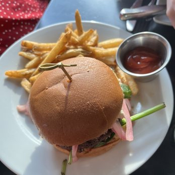 Elevation 89 - Flying Goat Burger - American Near Me - Ocala, Florida