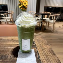 Tom N Toms Coffee Black - Venti Matcha Green Tea Tomnccino (non-espresso) for $6.84 (tax included)