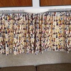Simply Cheryl's - Closed view