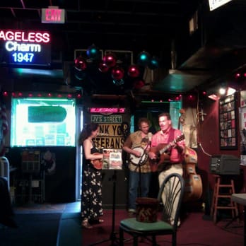 JV's Restaurant - Sunday bluegrass. - American Near Me - Falls Church, Virginia JV's Restaurant - Sunday bluegrass. - American Near Me - Falls Church, Virginia