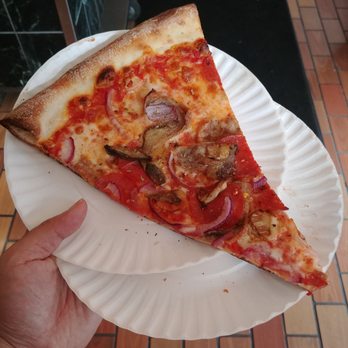 Joe's Pizza - Supreme slice - Pizza Near Me - Brooklyn, New York Joe's Pizza - Supreme slice - Pizza Near Me - Brooklyn, New York