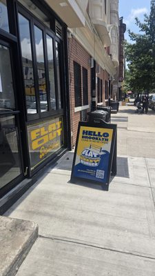 Flat Out Burger by null