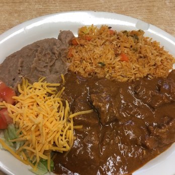 Devine Cafe - Carne guisada plate - Mexican Near Me - Devine, Texas Devine Cafe - Carne guisada plate - Mexican Near Me - Devine, Texas