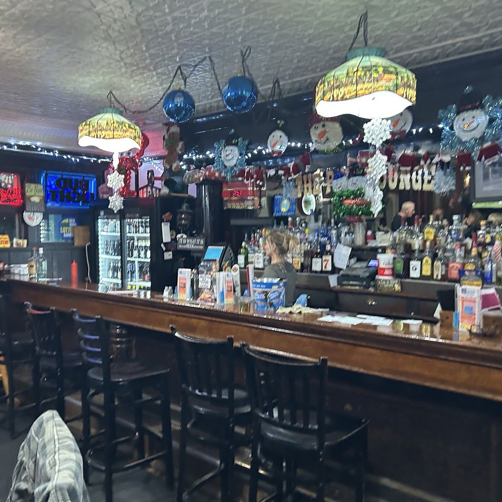 Pine Lounge - Bar - Lounges Near Me - Cowlesville, New York Pine Lounge - Bar - Lounges Near Me - Cowlesville, New York