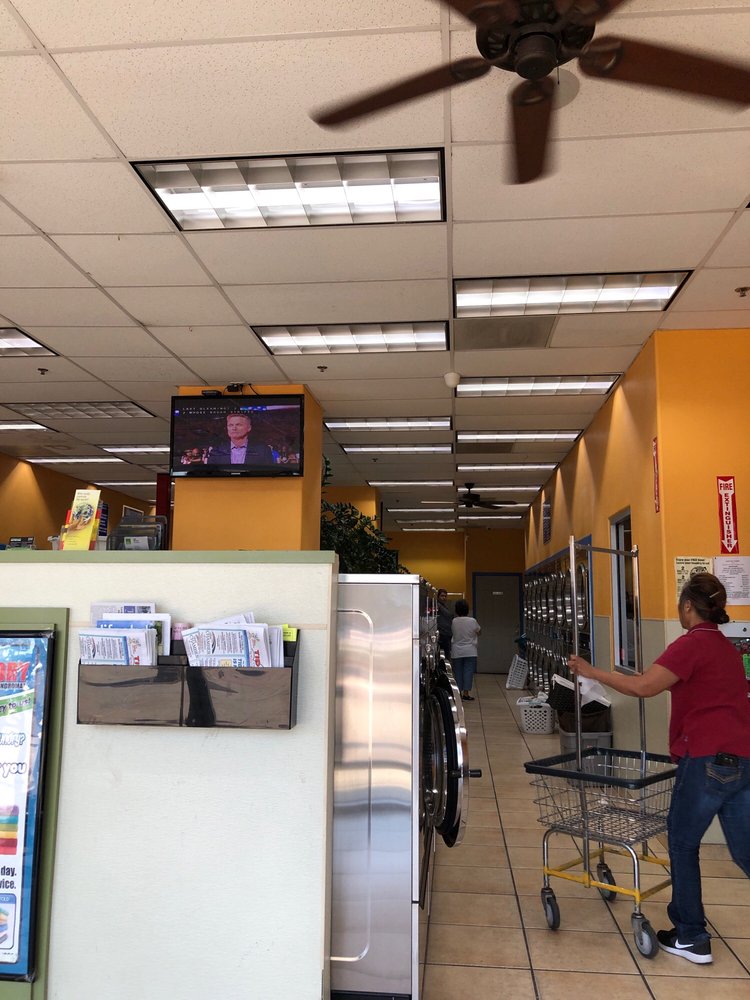 LUCKY DAY LAUNDRY 22 Photos & 15 Reviews 3539 W Noble Ave, Visalia