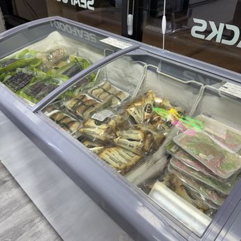 Ut Hien Seafood & Snacks - International Grocery Near Me - Garland, Texas Ut Hien Seafood & Snacks - International Grocery Near Me - Garland, Texas