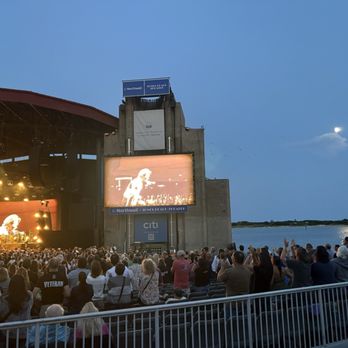 Jones Beach Theater - Music Venues Near Me - Wantagh, New York Jones Beach Theater - Music Venues Near Me - Wantagh, New York