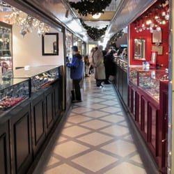 Grays Antiques