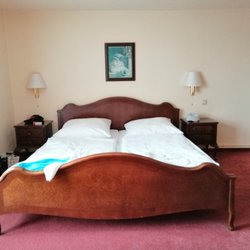Harzhotel Güntersberge - Unser Zimmer--in dem Bett ließ es sich gut schlafen.