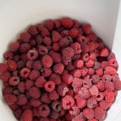 Montavons Berries - Raspberries