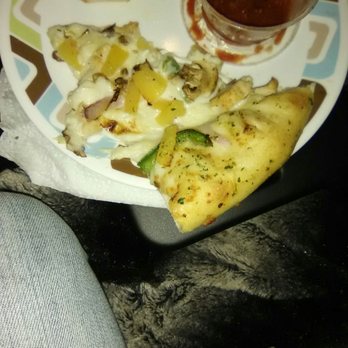 Pizza Hut - a plate of pizza and a drink - Pizza Near Me - Central Point, Oregon