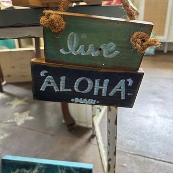 Karen Lei's Gallery - Art Galleries Near Me - Wailuku, Hawaii Karen Lei's Gallery - Art Galleries Near Me - Wailuku, Hawaii