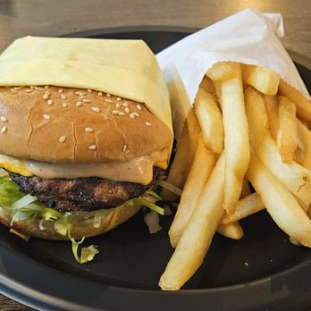 J B Burgers - Burger and fries. It got the job done, no complaints! - Burgers Near Me - Monrovia, California J B Burgers - Burger and fries. It got the job done, no complaints! - Burgers Near Me - Monrovia, California