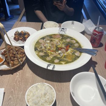 B2J Fish Soup - Yummy ！ l love it here ！ - Chinese Near Me - Edison, New Jersey