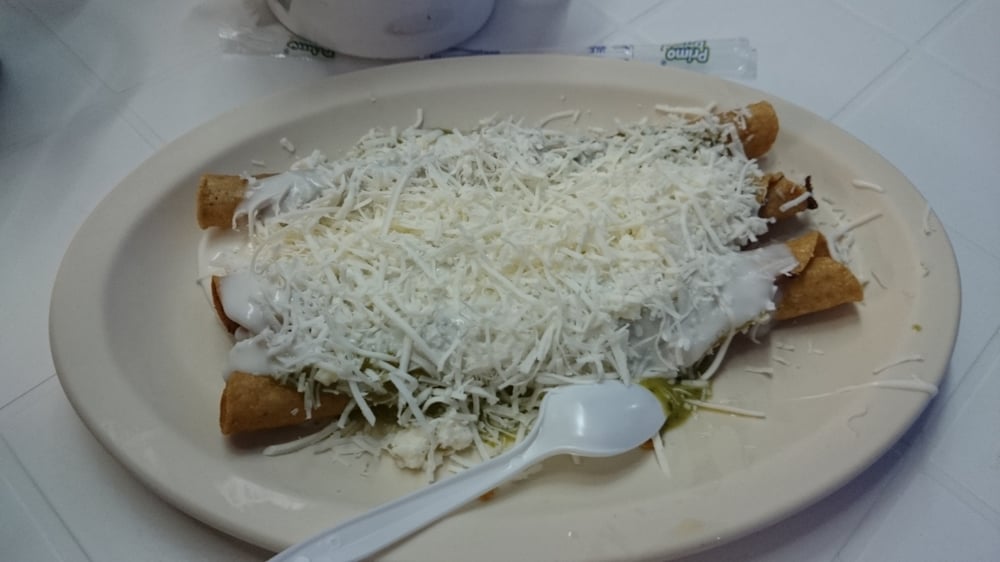 LAS FLAUTAS Circuito Economistas 32, Naucalpan de Juárez, México