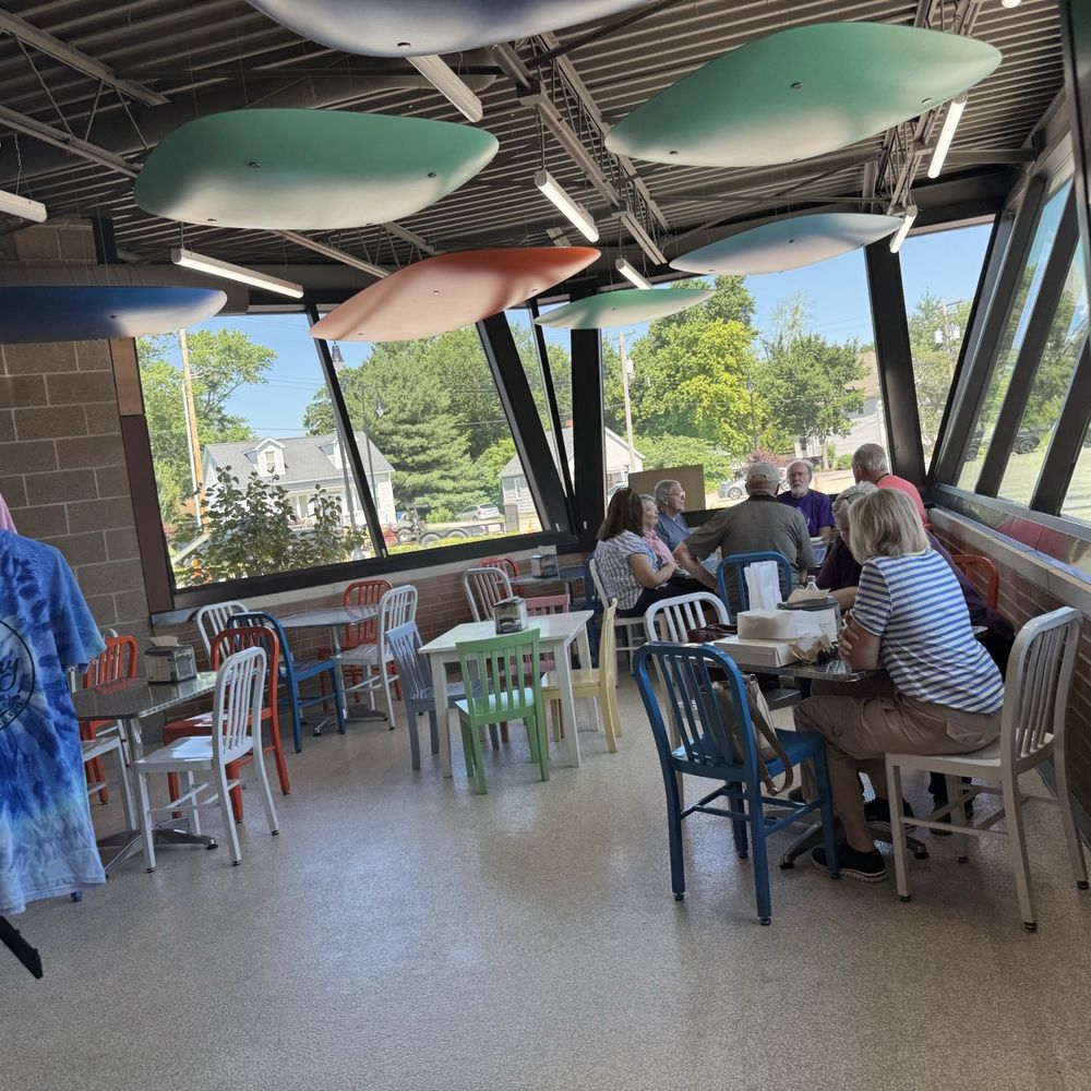 Kruta Collinsville Bakery - Inside seating - Bakeries Near Me - Collinsville, Illinois Kruta Collinsville Bakery - Inside seating - Bakeries Near Me - Collinsville, Illinois