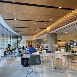 Stanford Hospital - Inside the cafeteria of the newer building 500 P