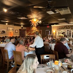 Bill's Prime Seafood & Steaks - Inside