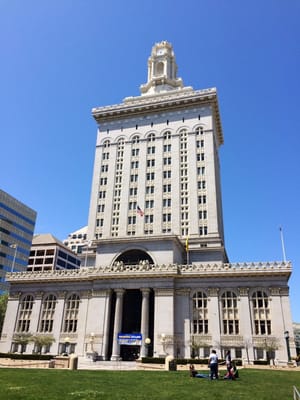 Oakland City Hall by null