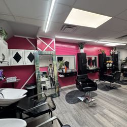 Chabela's Beauty Salon - New salon of meches it's operating by new owner