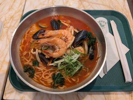 Noona Noodles by null