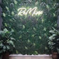 ReMixx Bar & Grill - Come and take some photos with our Monstera Backdrop