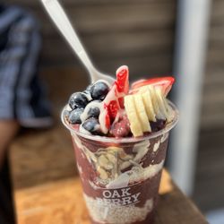 Oakberry Acai - Build Your Own 16 oz Açaí Bowl (granola, chia pudding, strawberries, bananas, blueberries, goji berries, coconut, almonds & honey)