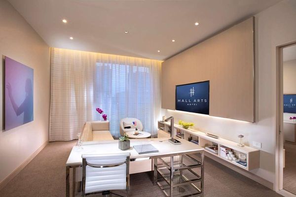 HALL Arts Hotel Dallas, Curio Collection by Hilton by null