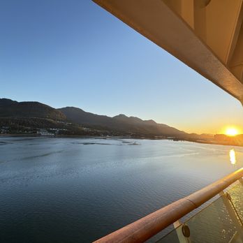 Royal Caribbean Cruise Lines - Travel Services Near Me - Miami, Florida Royal Caribbean Cruise Lines - Travel Services Near Me - Miami, Florida