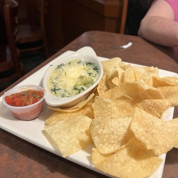 O'Charley's Restaurant & Bar - Artichoke dip - American Near Me - Chester, Virginia O'Charley's Restaurant & Bar - Artichoke dip - American Near Me - Chester, Virginia